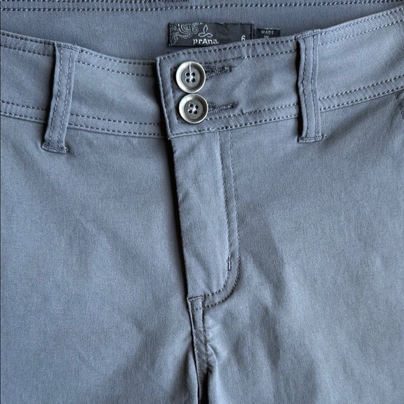 Prana Dark Gray Halle Bermuda Shorts Hiking Biking Outdoors - Picture 5 of 16